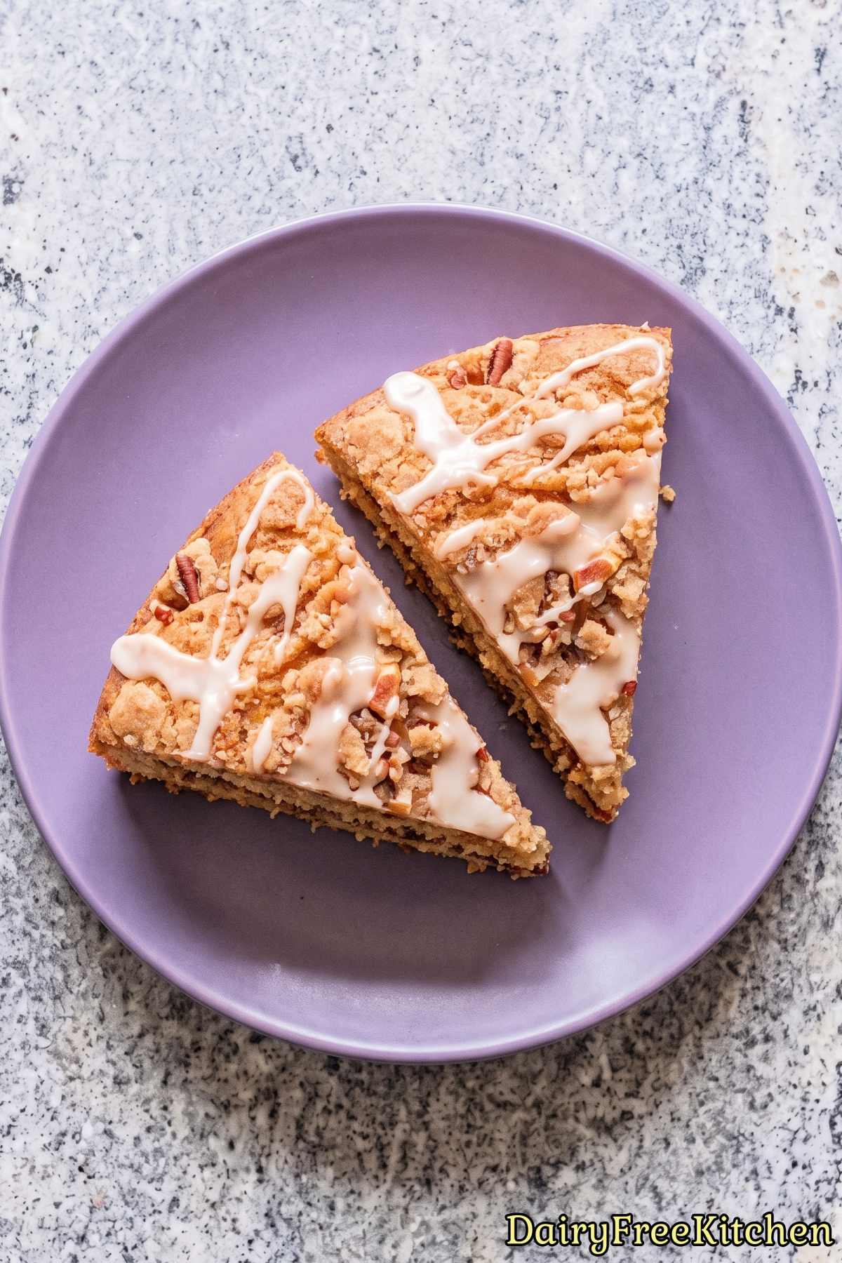 Golden cinnamon streusel cake dairy free