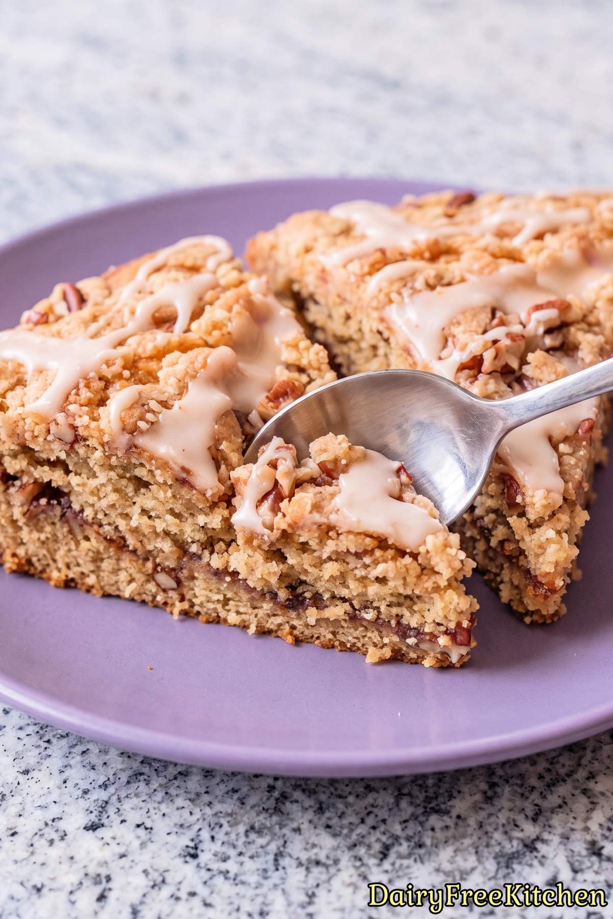 Sweet cinnamon streusel topping on coffee cake