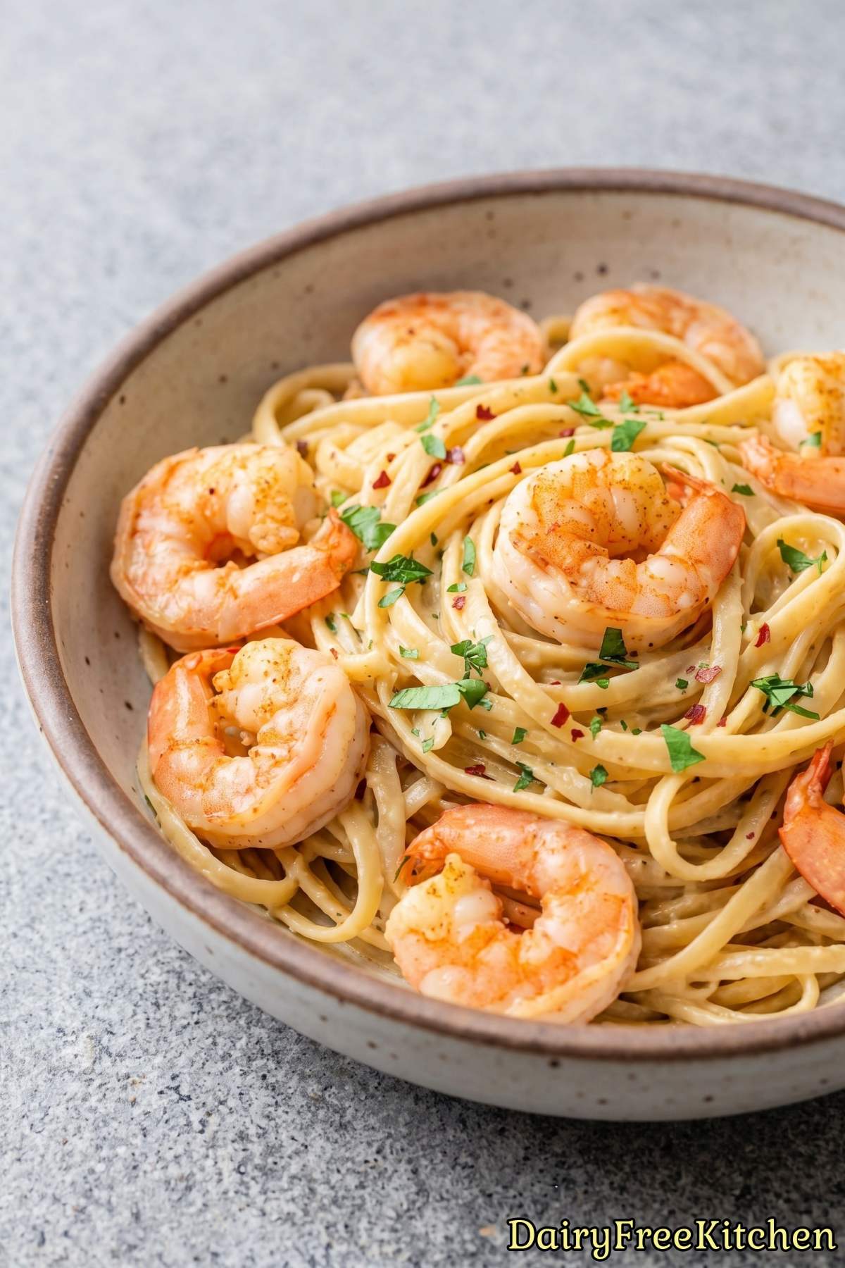 Simple dairy free creamy garlic shrimp pasta