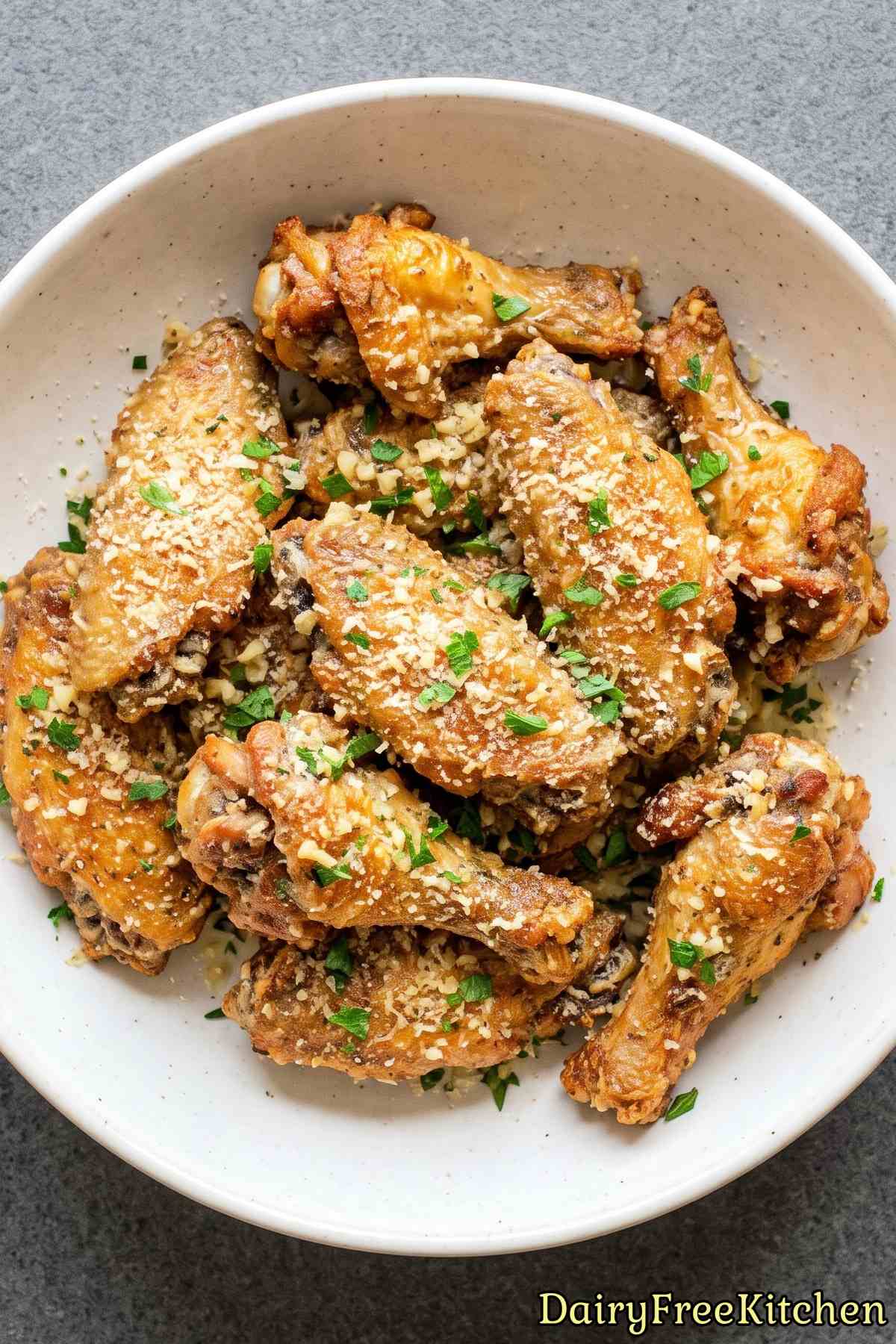 Warm garlic parmesan chicken wings