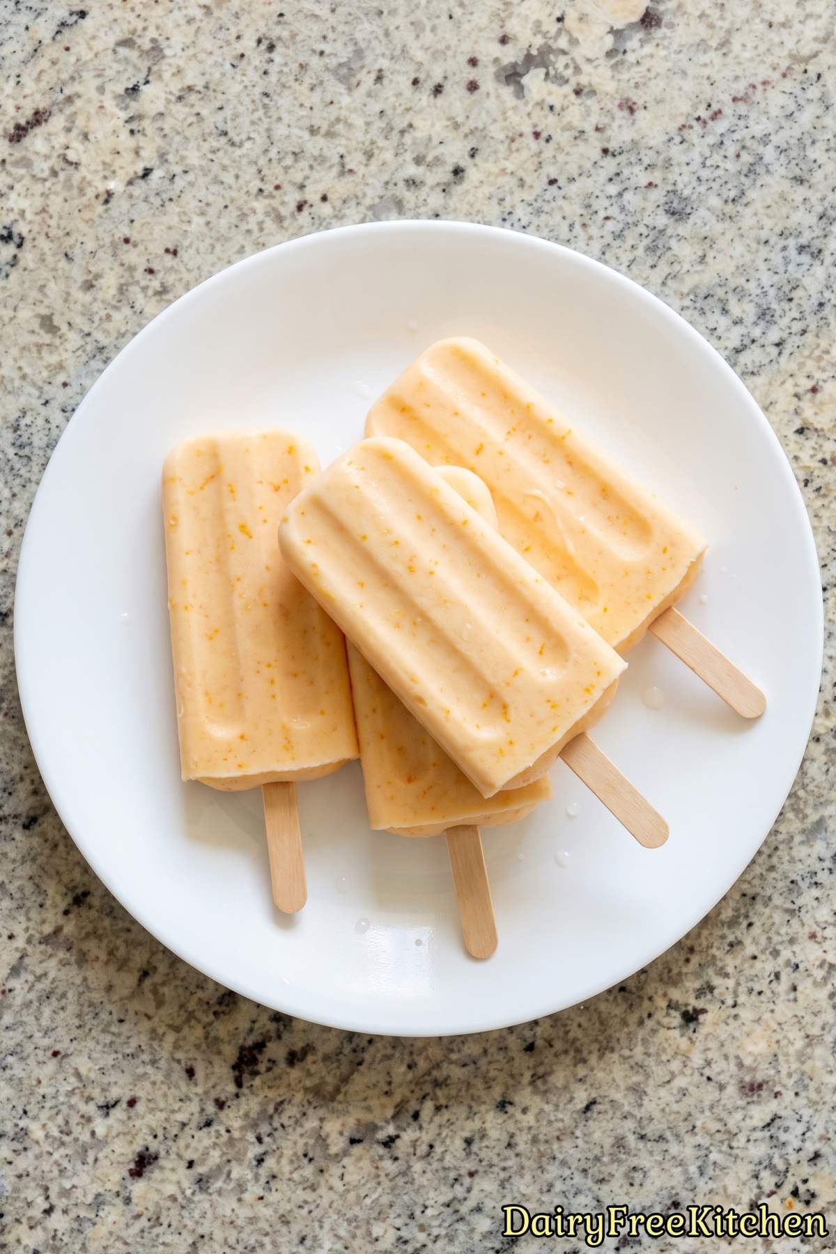 Dairy free orange creamsicle pudding pops