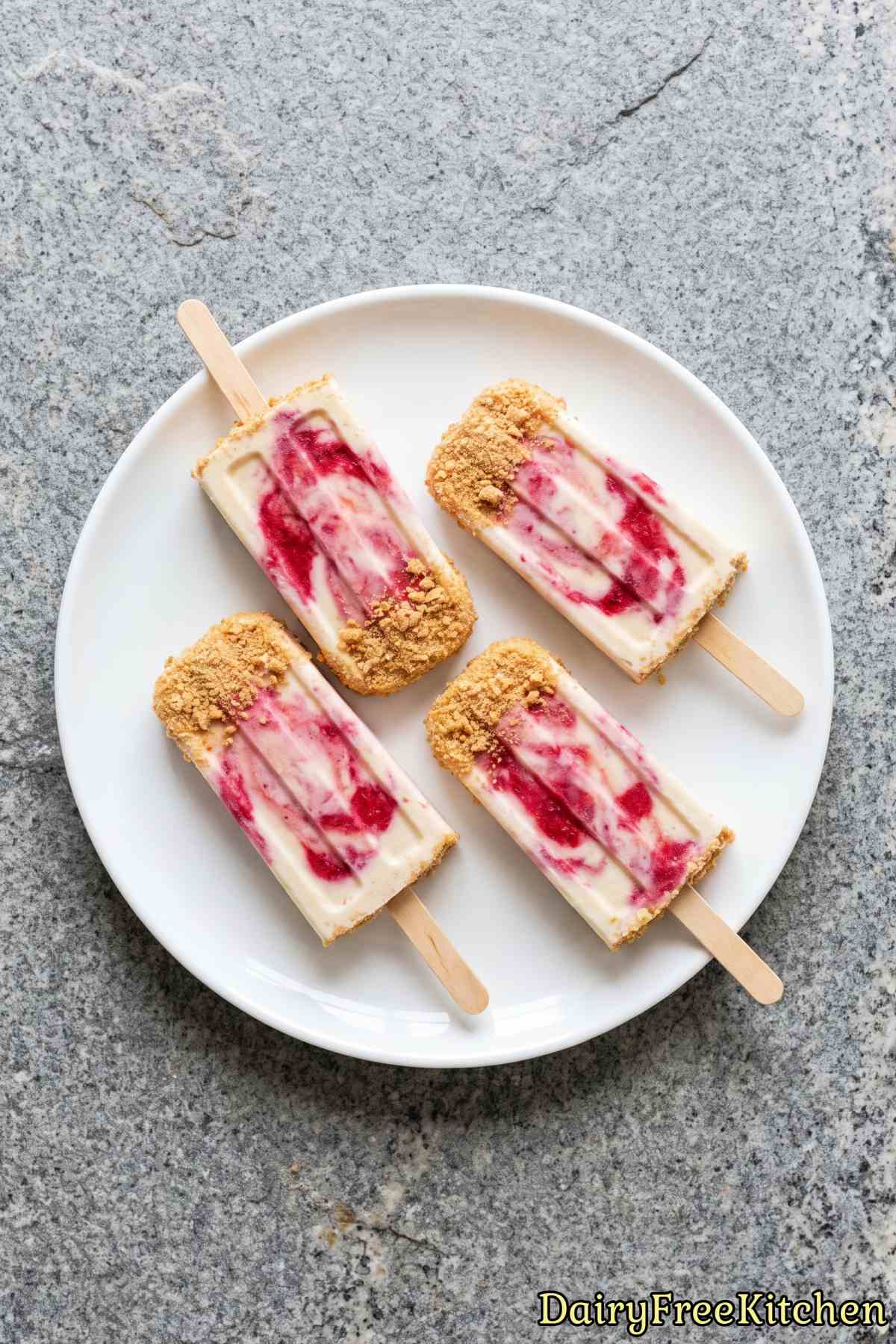 Creamy raspberry cheesecake popsicles