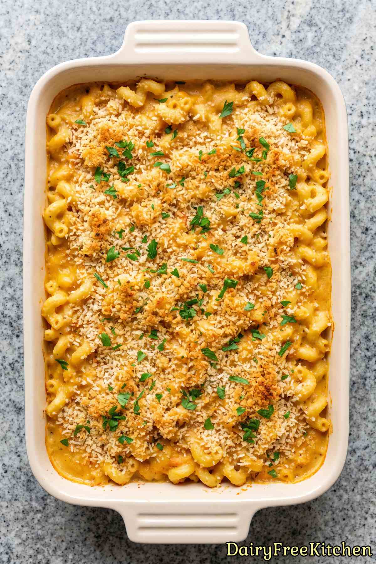 Easy dairy free roasted garlic mac and cheese