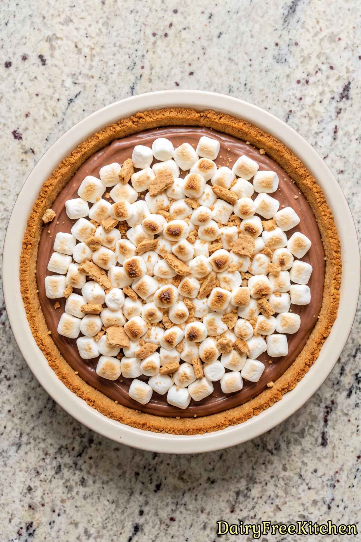 Fluffy s'mores icebox pie