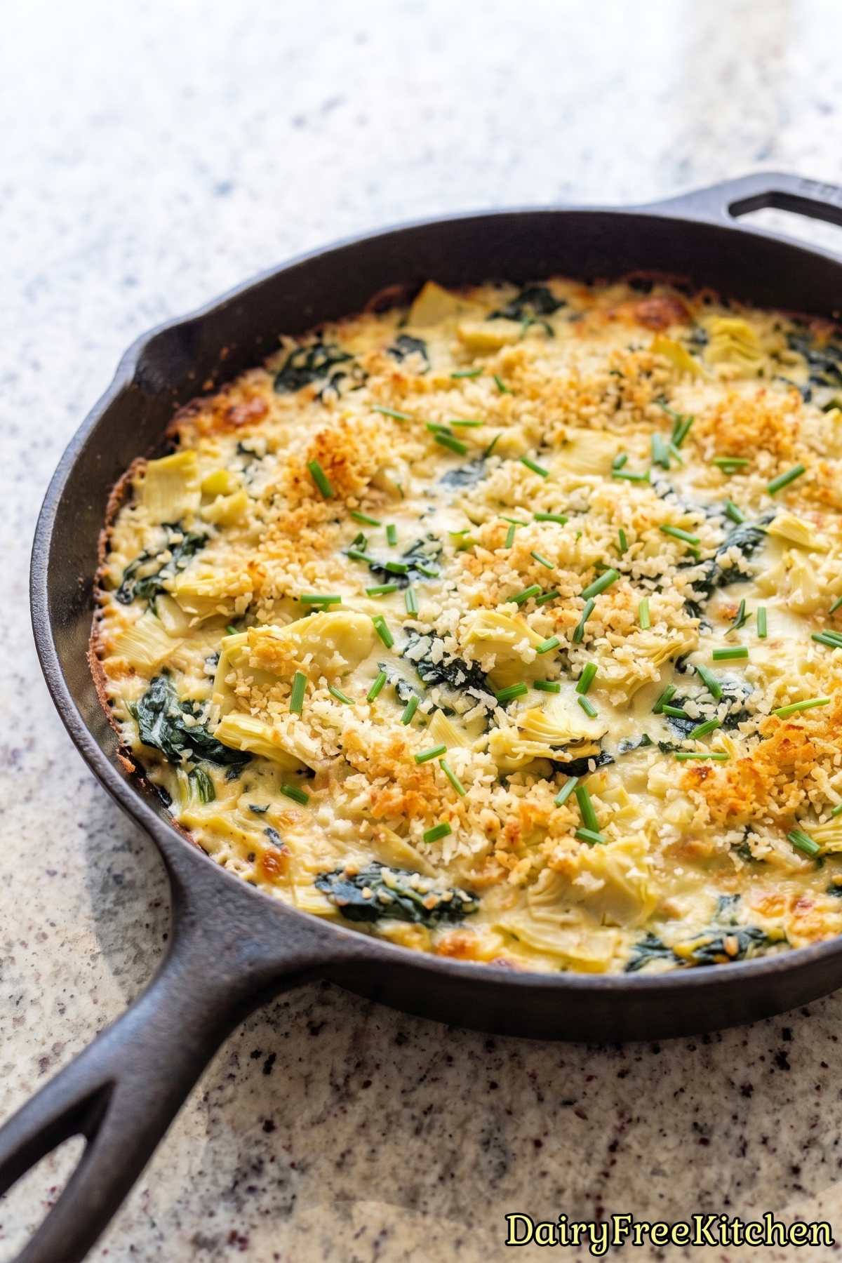Easy homemade vegan spinach artichoke dip