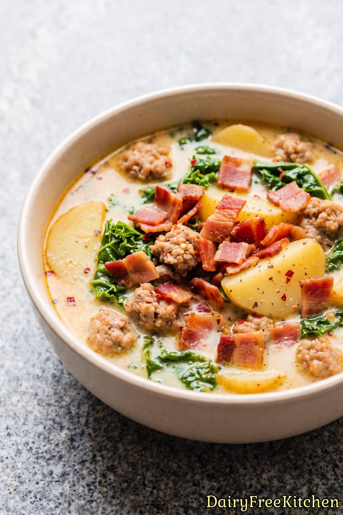Creamy dairy free zuppa toscana soup